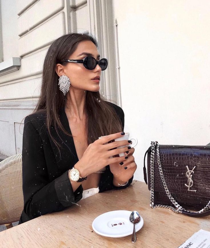 b34137e2ab10-800×991-1 Высокооплачиваемая вакансия