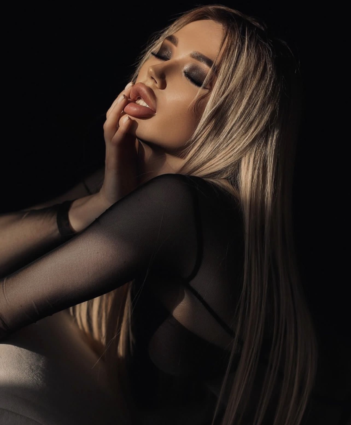 1055E494-D410-48BF-96E7-42F48FEB892A Высокооплачиваемая вакансия